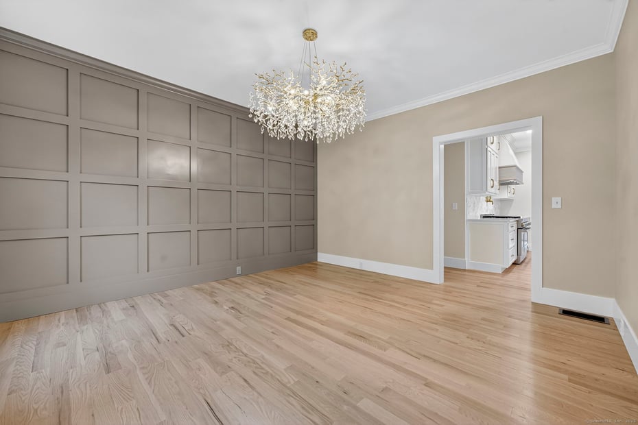 241 Old Farms Road Photo 15