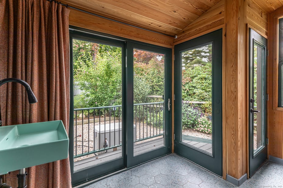 107 Island Trail Photo 21