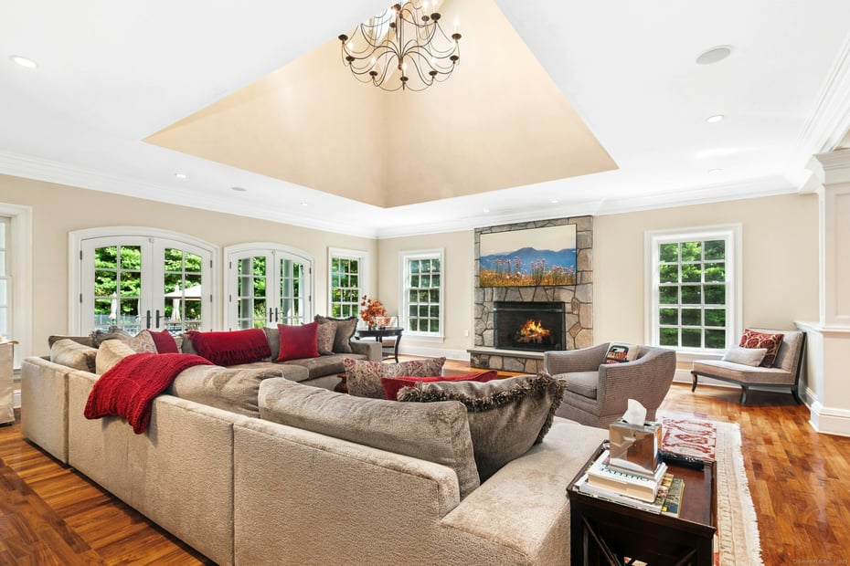 76 Lords Highway Photo 11