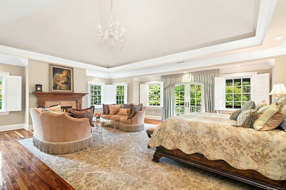 76 Lords Highway Photo 18