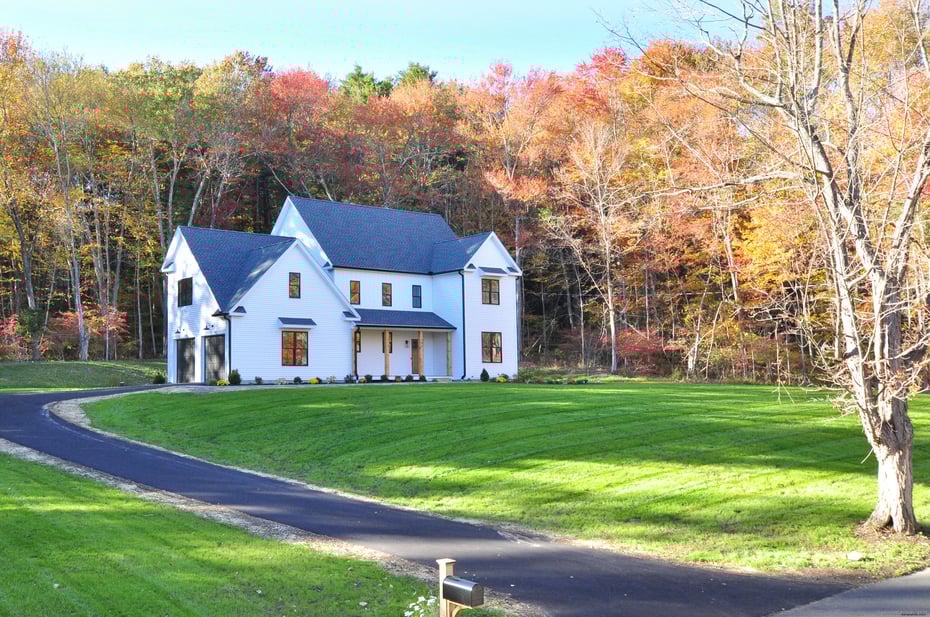 152 East Hill Road Photo 1