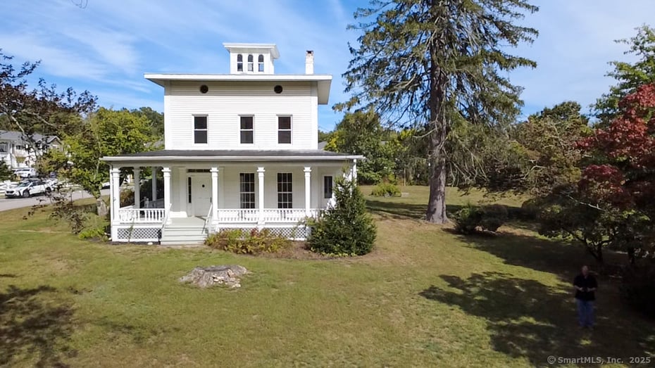 1572 Saybrook Road Photo 2