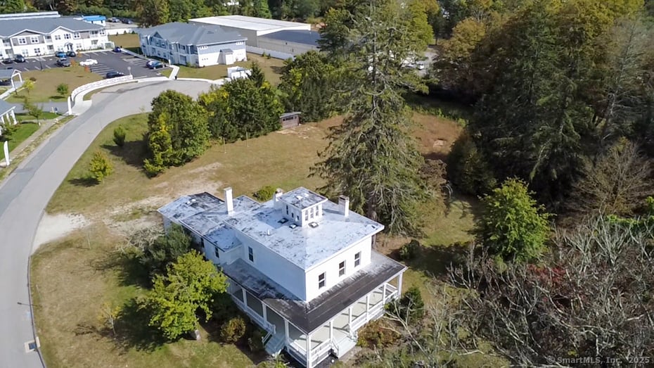 1572 Saybrook Road Photo 31