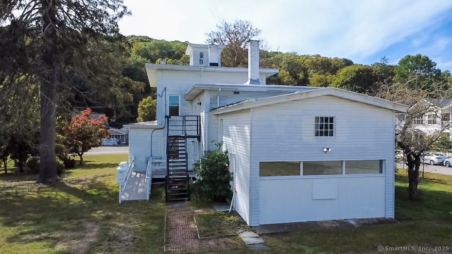 1572 Saybrook Road Photo 36