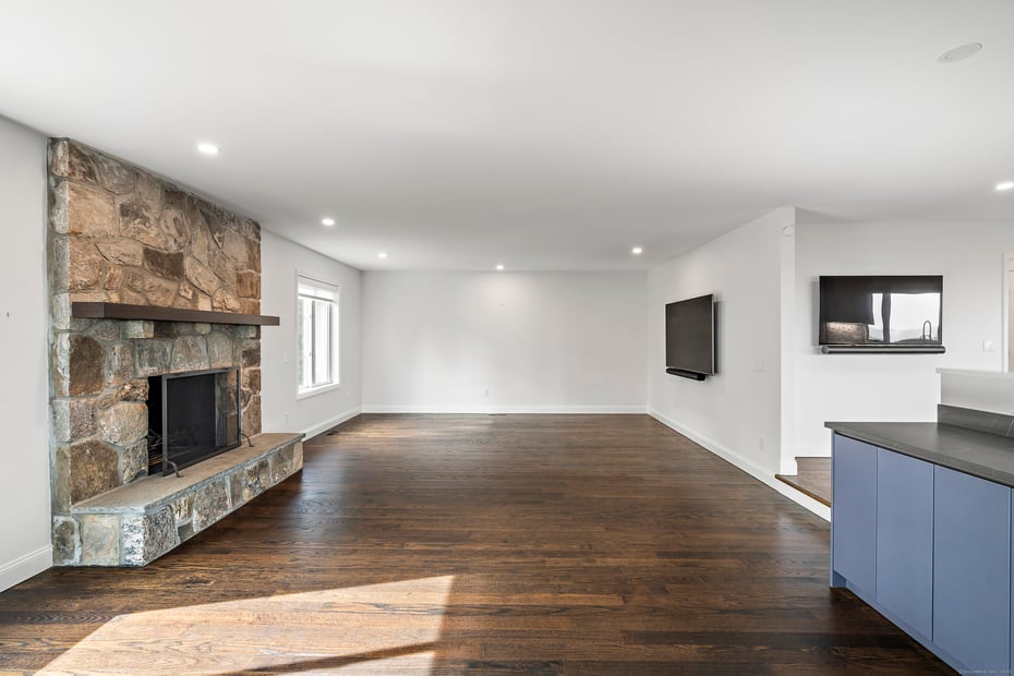 11 Hillcrest Drive Photo 15