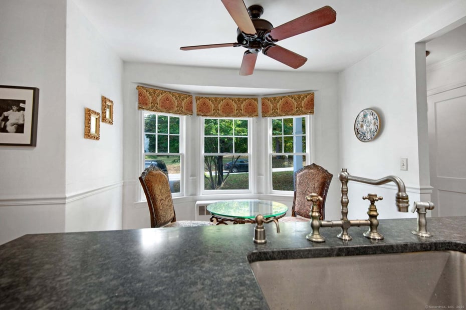 79 Middlesex Avenue Photo 11