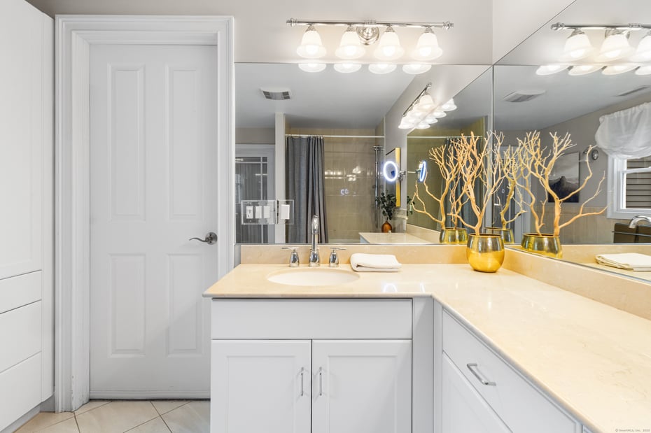 139 Oswegatchie Road Photo 17