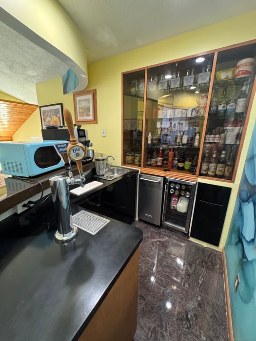 84 Ridge Hill Road Photo 13