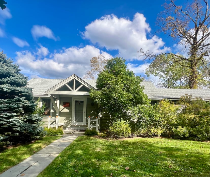 123 Goshen East Street Photo 2