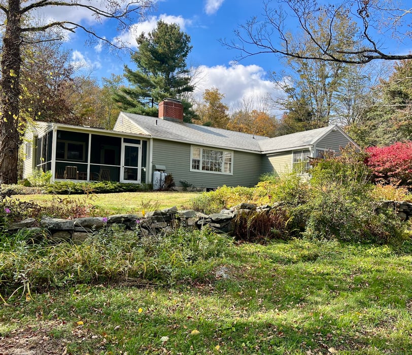 123 Goshen East Street Photo 5