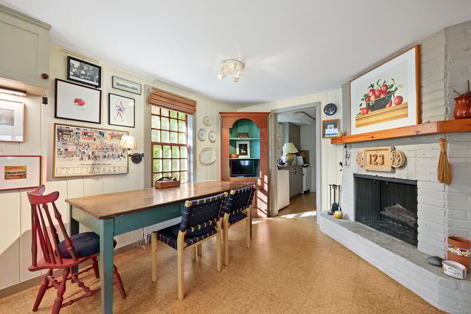 123 Goshen East Street Photo 30