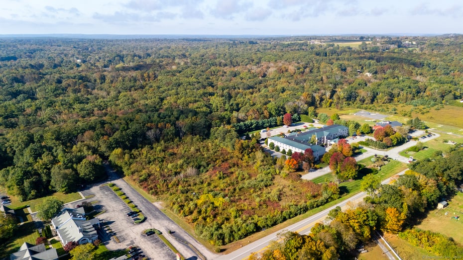 399 Norwich Westerly Road Photo 2