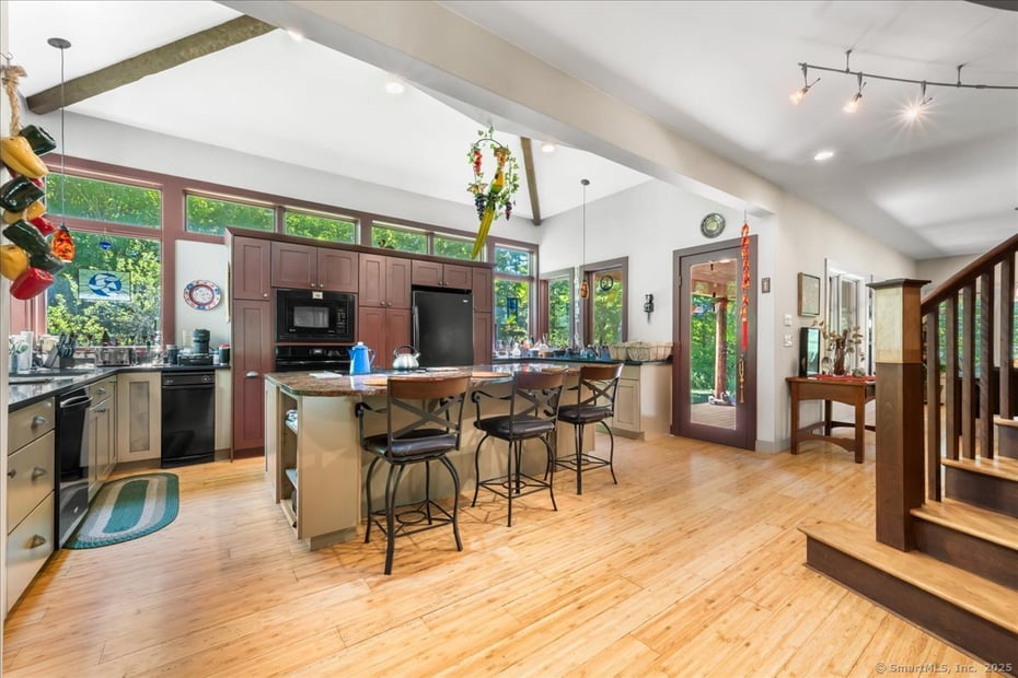 39 Hewitt Road Photo 6