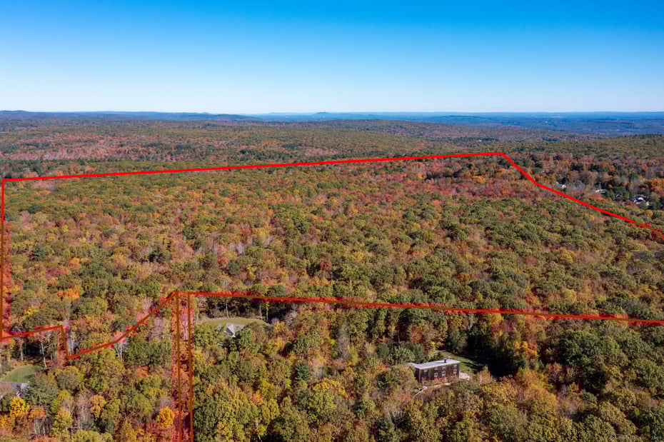 20 Edgerton Road Photo 2