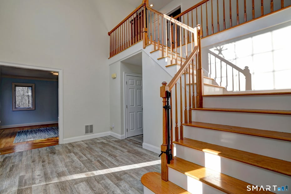 84 Chelsea Court Photo 19