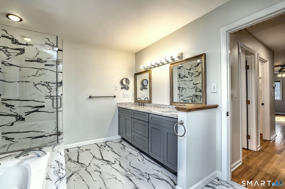 84 Chelsea Court Photo 29