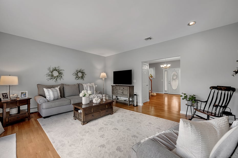 20 Cowles Road Photo 18