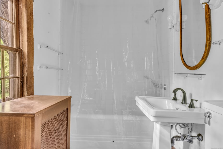 60 Spruce Street Photo 18