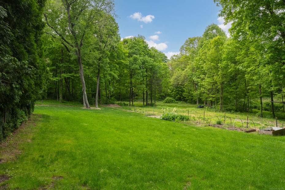 60 Spruce Street Photo 36