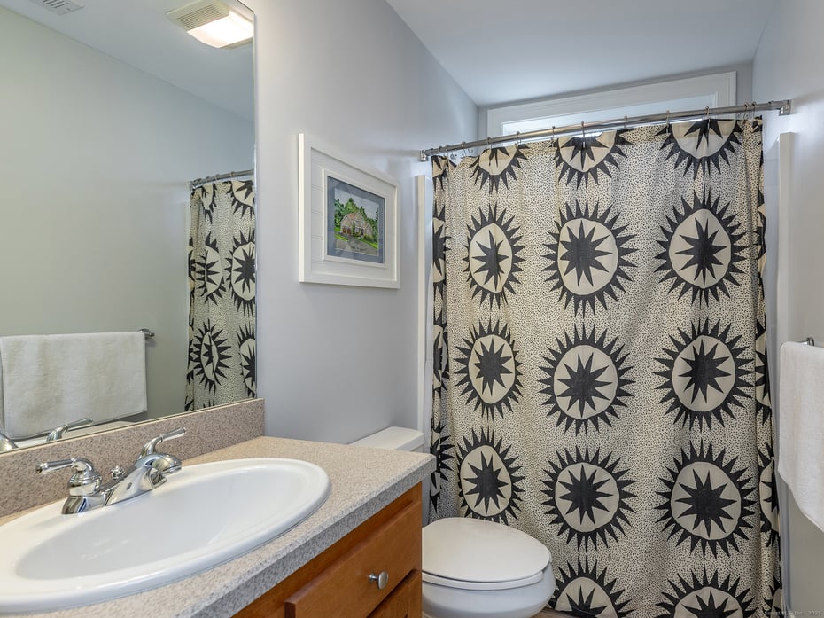 8 Sherbrook Drive Photo 27