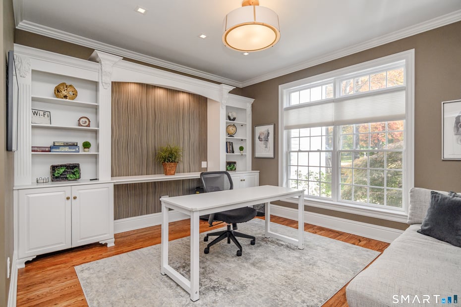 14 Merlins Lane Photo 15