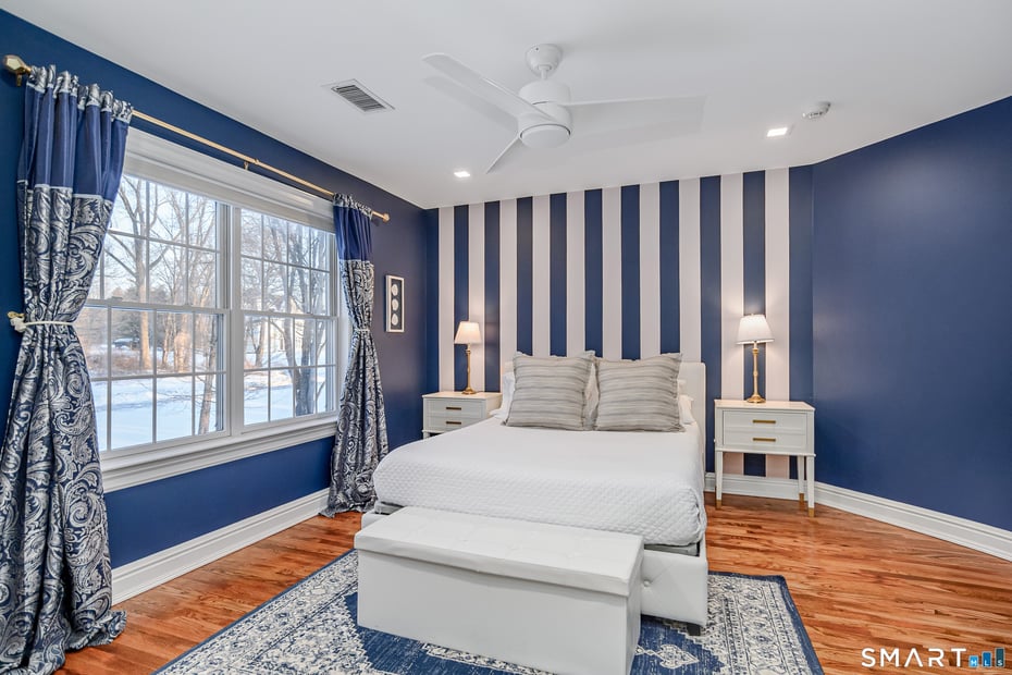 14 Merlins Lane Photo 21