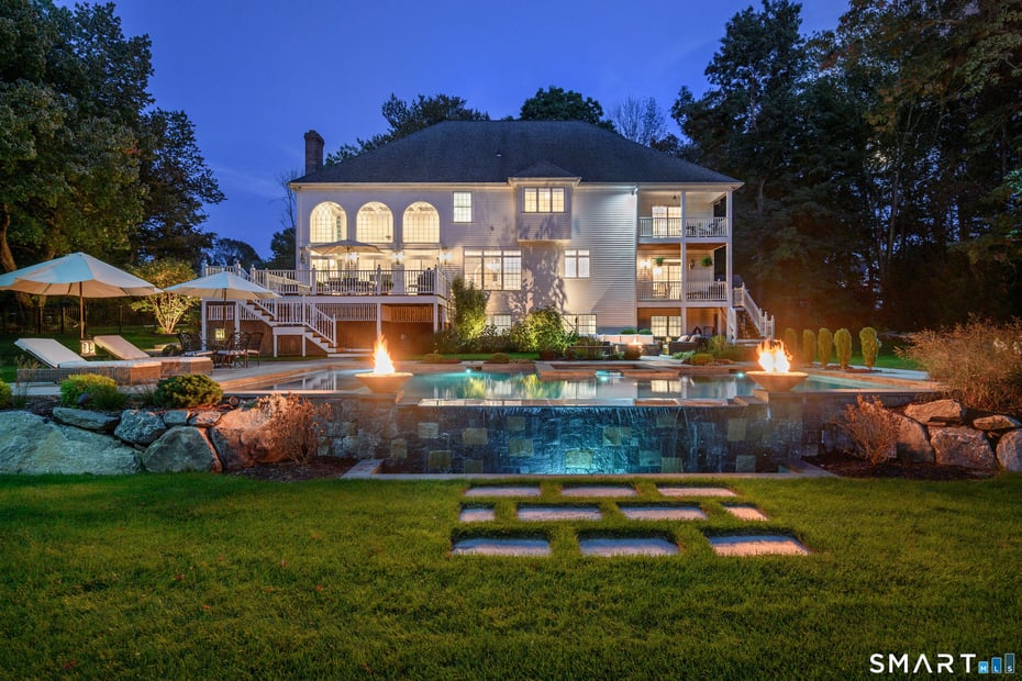 14 Merlins Lane Photo 38