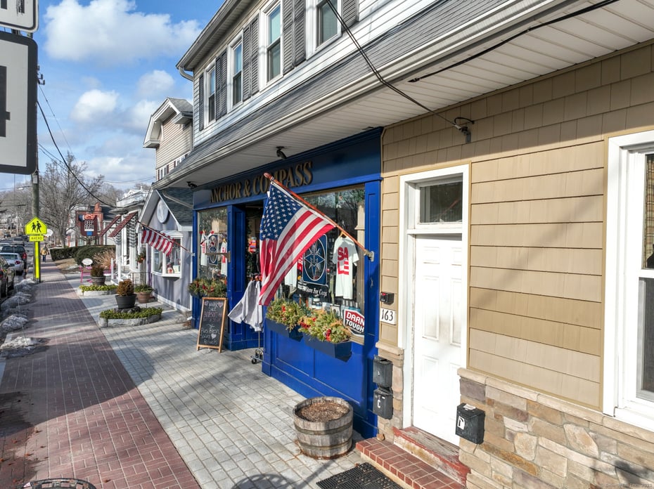 163 Main Street Photo 6