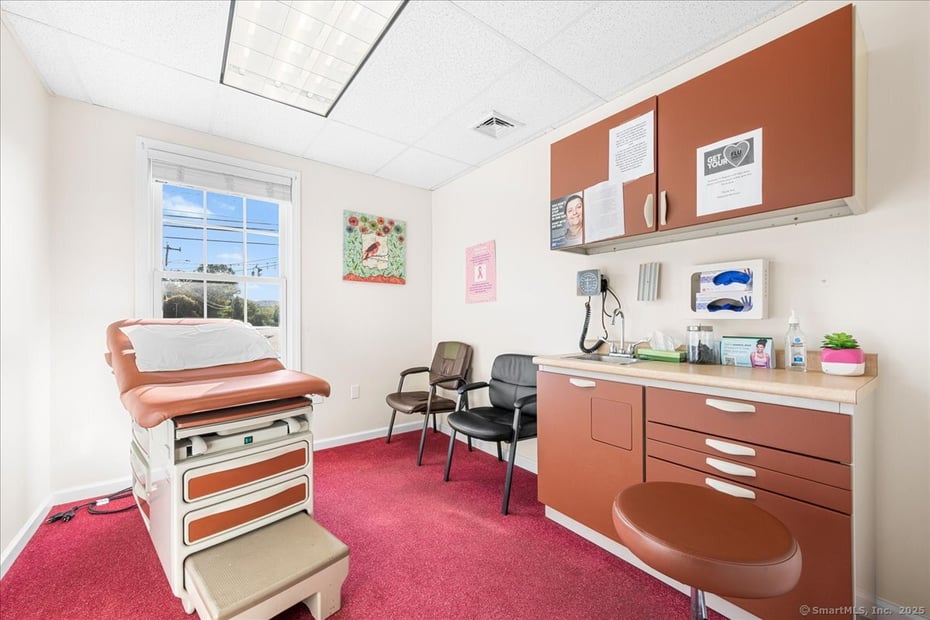 620 Norwich New London Turnpike Photo 21