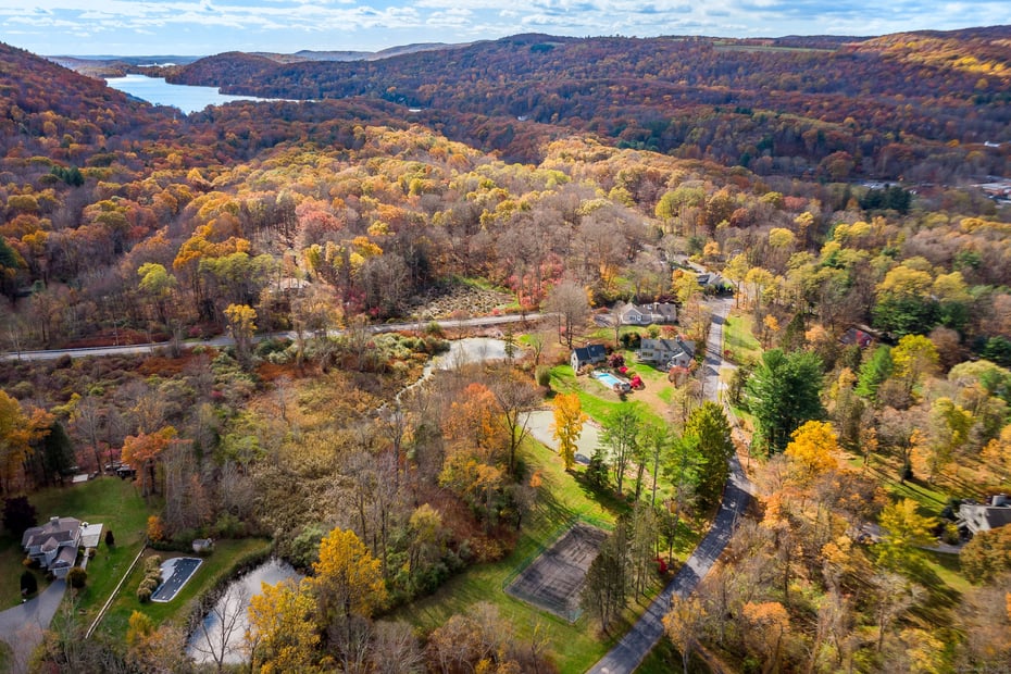 6 Brinsmade Lane Photo 33