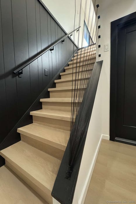 11 Coachman Lane Photo 22