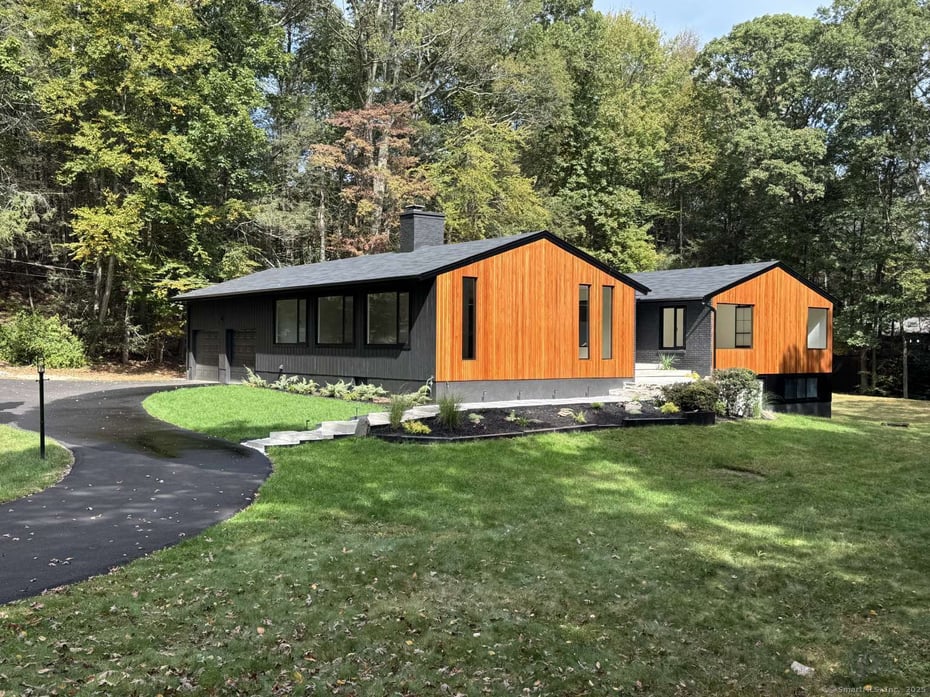 11 Coachman Lane Photo 34