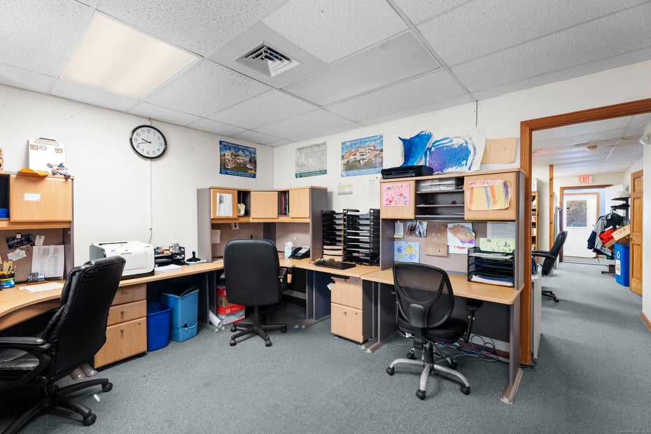 1204 North Road Photo 16