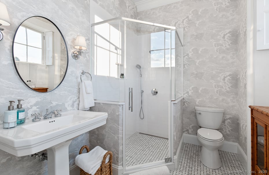 114 Walkley Hill Road Photo 22