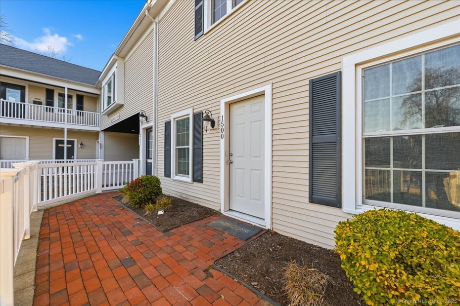 123 Elm Street  #15 Photo 3