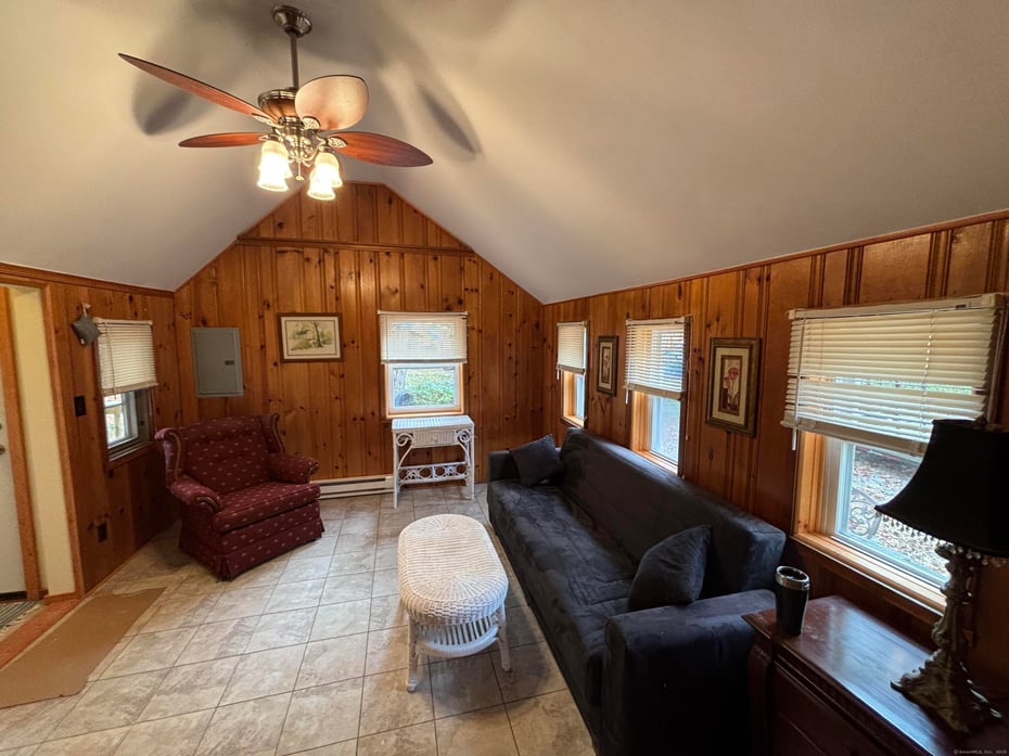 34 Gardner Lake Heights Photo 8