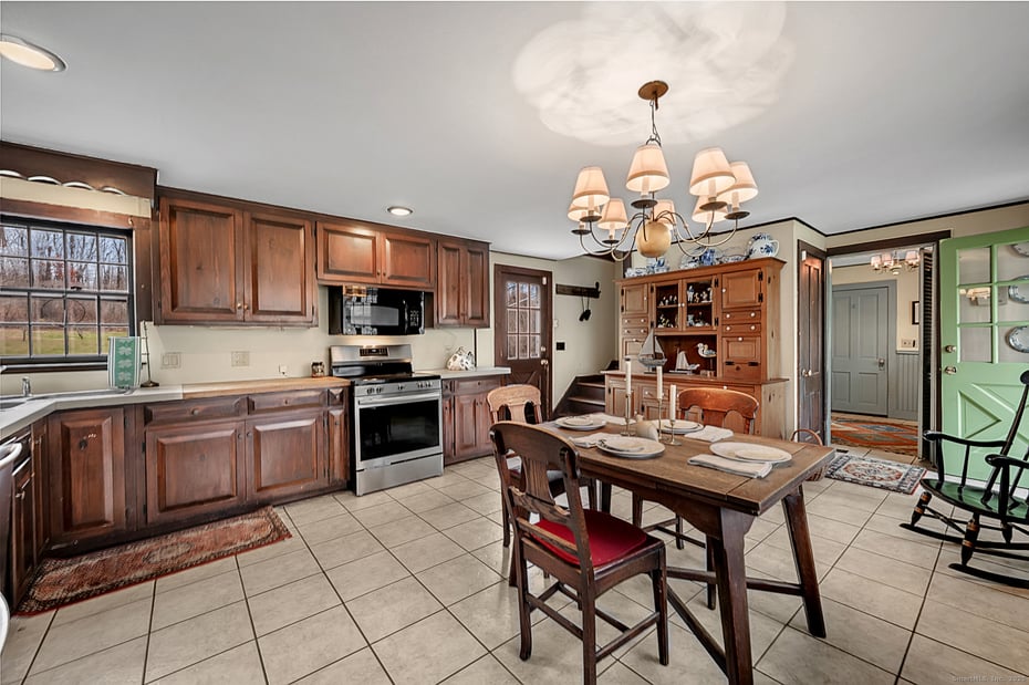 114 Carmel Hill Road North Photo 10