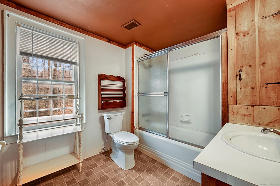 114 Carmel Hill Road North Photo 29