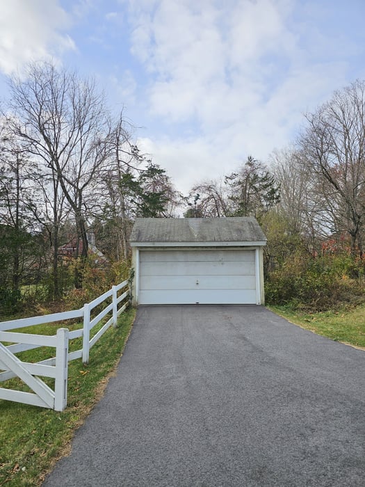 819 Main Street North Photo 10