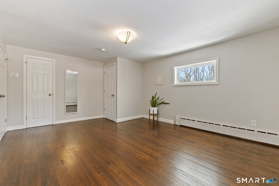 26 Forest Lane Photo 23