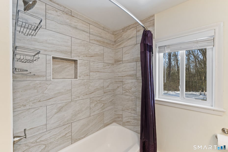 26 Forest Lane Photo 25