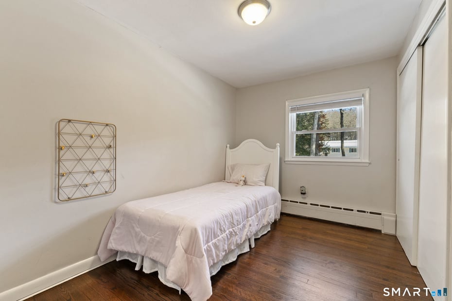 26 Forest Lane Photo 32