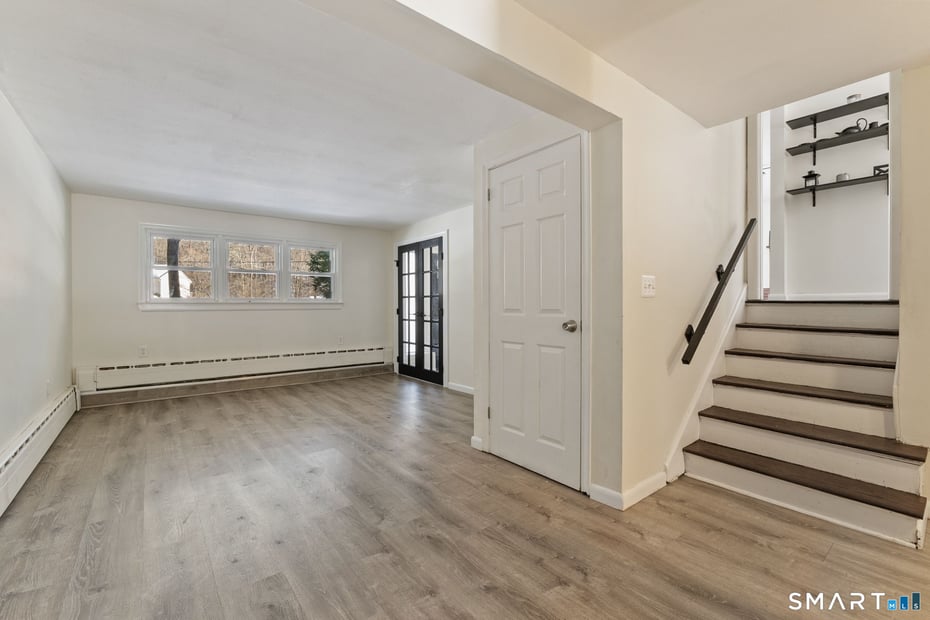 26 Forest Lane Photo 34