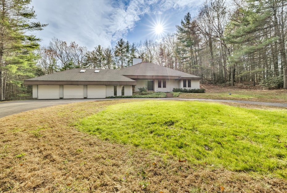 1 Northcrest Drive Photo 2