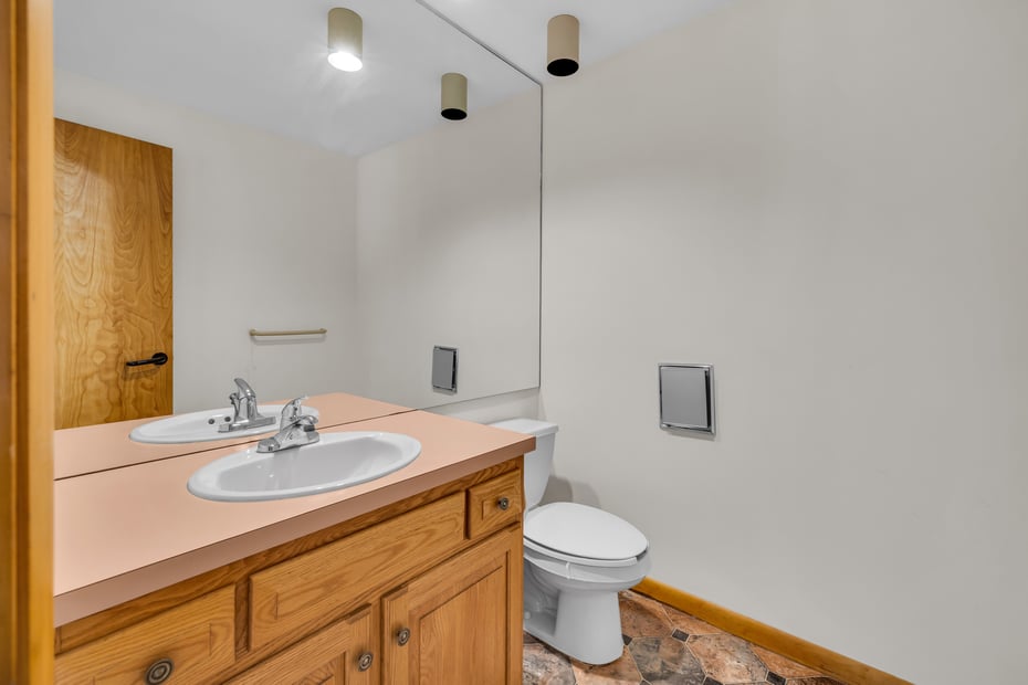 1 Northcrest Drive Photo 21