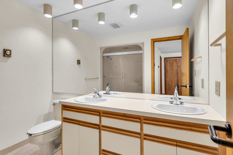 1 Northcrest Drive Photo 36