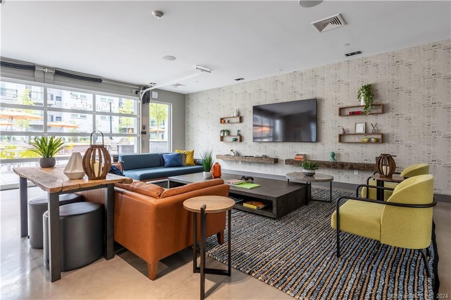300 Glover Avenue  #B420 Photo 3