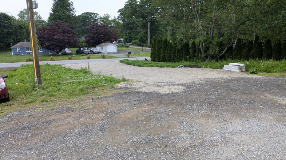 730 Plainfield Road Photo 6