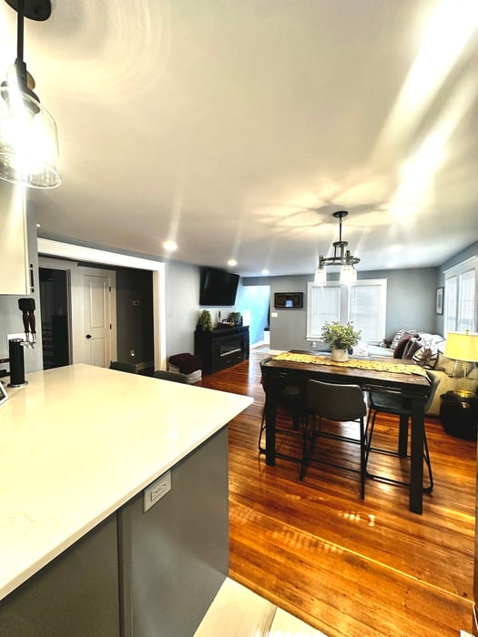 730 Plainfield Road Photo 21