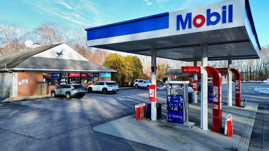 226 Norwich Westerly Road Photo 3